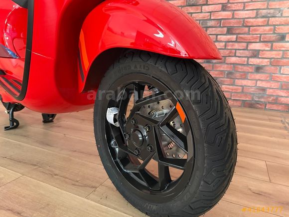 'DRC MOTO'DAN 2024 VESPA SPRİNT S 125 2024