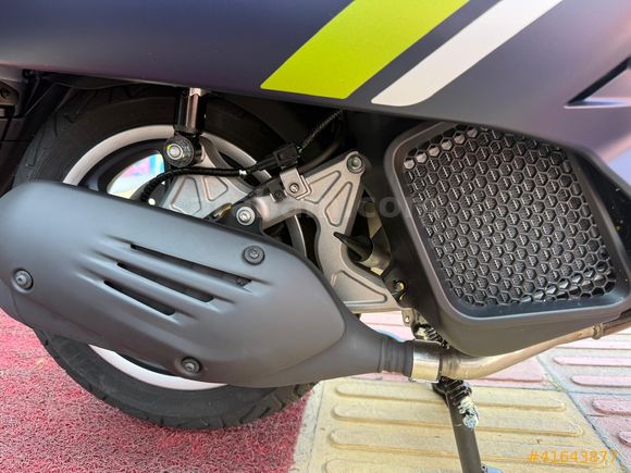 'DRC MOTO'DAN 2025 VESPA GTS SUPERTECH 125 NAKİTE ÖZEL
