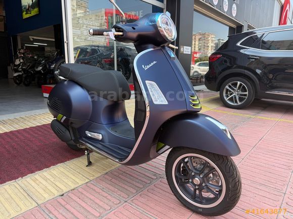 'DRC MOTO'DAN 2025 VESPA GTS SUPERTECH 125 NAKİTE ÖZEL