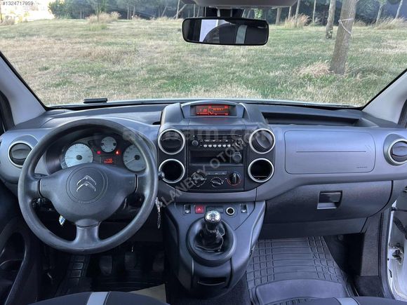 ALANBAY DAN 2017 MODEL 1.6 DİZEL İLK SAHİBİNDEN 105 BİNDE