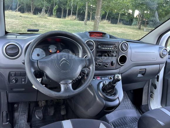 ALANBAY DAN 2017 MODEL 1.6 DİZEL İLK SAHİBİNDEN 105 BİNDE