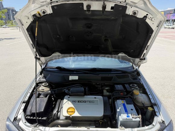 TEMIZ KULLANILMIŞ OTOMATİK 122.000 KM EMSALSİZ 