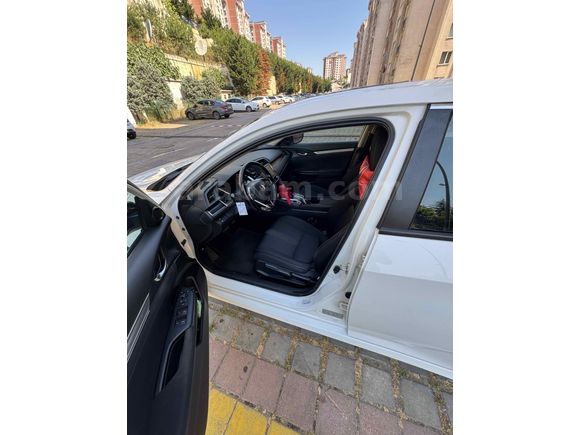 Astsubaydan Honda Civic 1.5 i-VTEC Elegance 2021 Model 