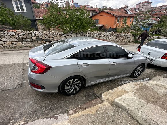Sahibinden Honda Civic 1.6i VTEC Eco Executive 2019 Model 