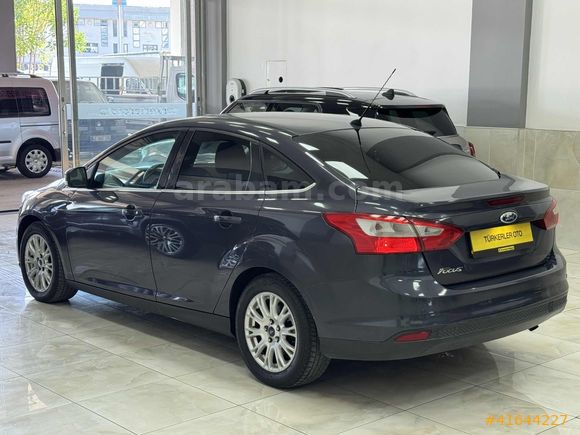 2012 FORD FOCUS 1.6 TİTANİUM OTOMATİK
