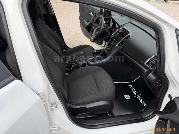 2014 3 PARÇA BOYALI DEĞİŞENSİZ 1.3 CDTI EDİTİON TAKAS OLUR..