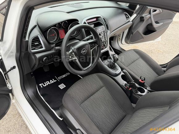 2014 3 PARÇA BOYALI DEĞİŞENSİZ 1.3 CDTI EDİTİON TAKAS OLUR..