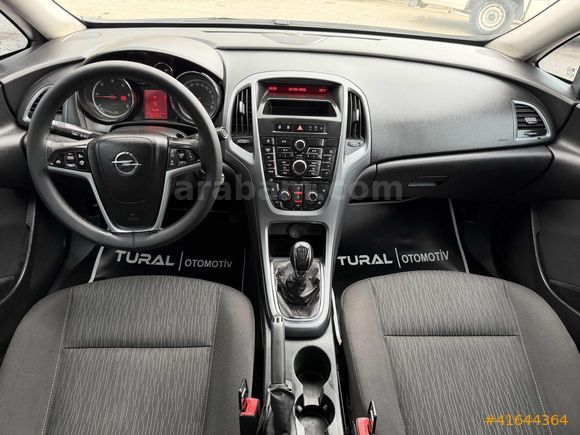 2014 3 PARÇA BOYALI DEĞİŞENSİZ 1.3 CDTI EDİTİON TAKAS OLUR..
