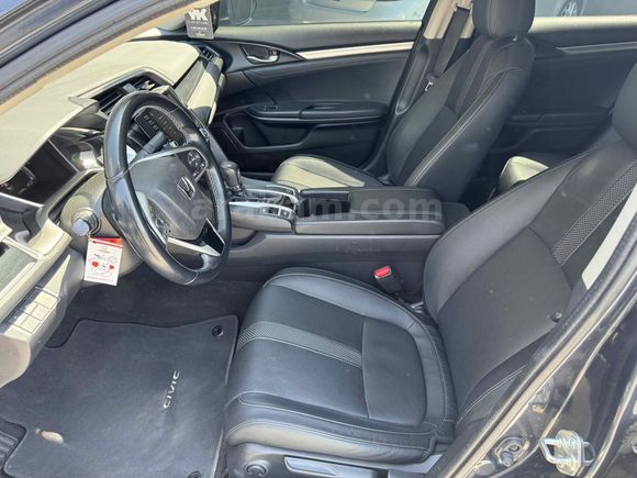 Sahibinden Honda Civic 1.5 i-VTEC Executive Hatasız-Boyasız- Full Servis Yetkili Bakımlı Plus 2020 Model 