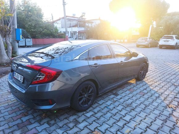 Sahibinden Honda Civic 1.6i VTEC Elegance 2020