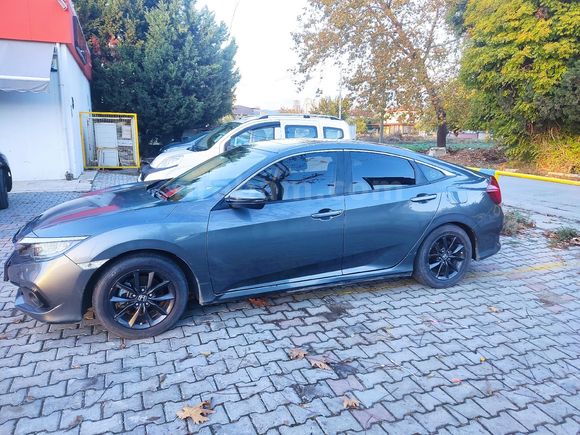 Sahibinden Honda Civic 1.6i VTEC Elegance 2020
