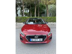 Sahibinden Hyundai i30 1.4 MPi Style 2018 Model  129.000 km Kırmızı