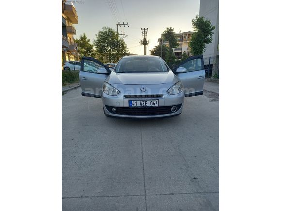 2010 model ORJİNAL DEĞIŞENSİZ BAKIMLI RENAULT FLUENCE