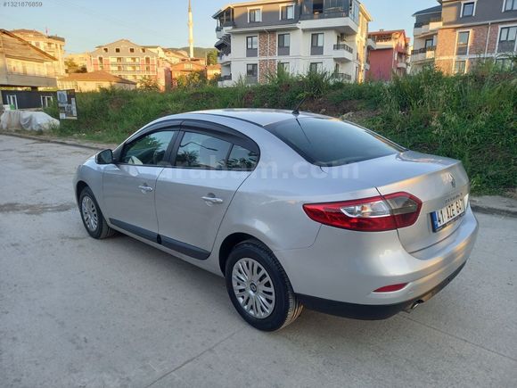 2010 model ORJİNAL DEĞIŞENSİZ BAKIMLI RENAULT FLUENCE