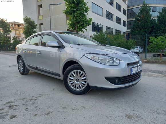2010 model ORJİNAL DEĞIŞENSİZ BAKIMLI RENAULT FLUENCE