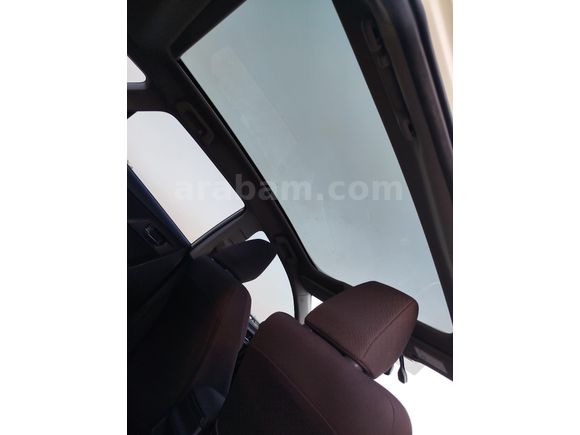 TOYOTA AURIS CAM TAVAN  HYBRID E-CVT ACTIVE SKYPACK