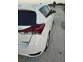 TOYOTA AURIS CAM TAVAN  HYBRID E-CVT ACTIVE SKYPACK