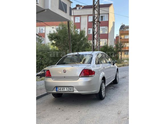 Temiz aile arabası