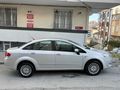 Temiz aile arabası