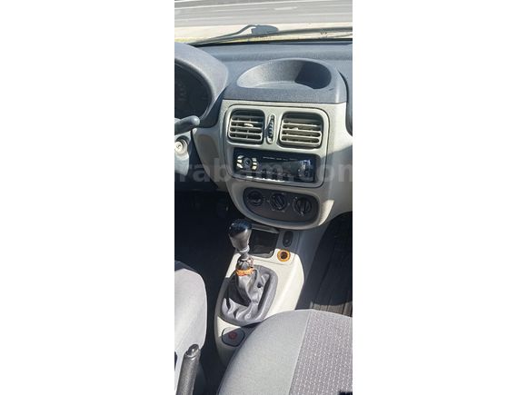 Sahibinden Renault Clio 1.4 Authentique 2003 Model