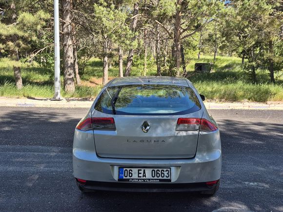 Sahibinden Renault Laguna 1.5 dCi Privilege 2009 Model