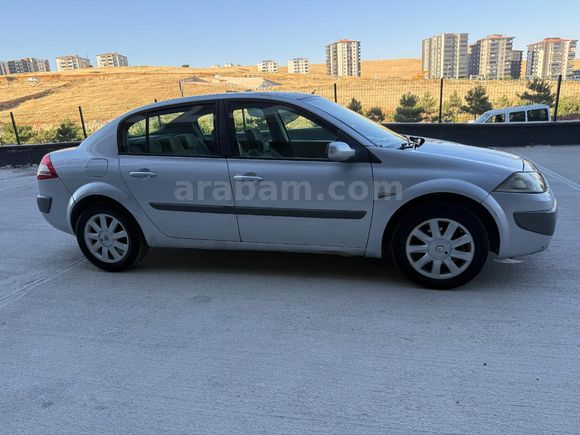 YM AUTO DAN 2007 MODEL Renault Megane 1.5 DİZEL Privilege   