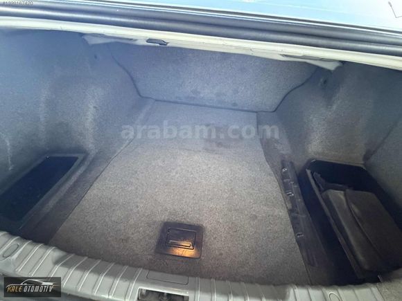 KALE'DEN SUNROOF KLT ISITMALI 2011 MODEL BMW 3.20D PREMIUM