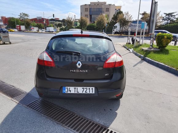 Sahibinden Renault Megane 1.5 dCi Expression 2012 Model 