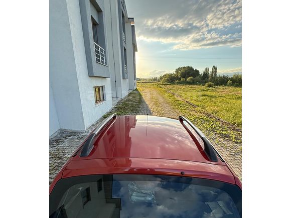 Sahibinden Dacia Sandero 1.5 dCi Stepway 2012 Model  150.000 km Kırmızı