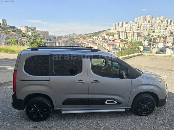 SATILIK HATASIZ BOYASIZ 1.5 CİTROEN BERLİNGO