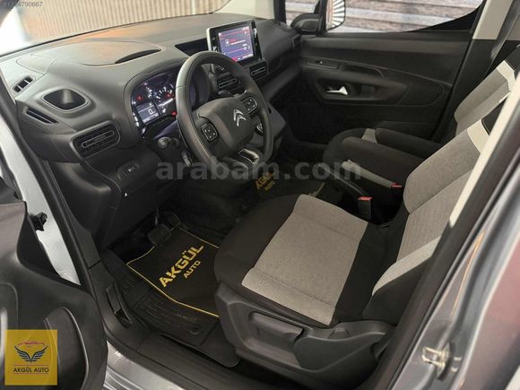 AKGÜL AUTO TEMİZ BAKIMLIDIR HATASIZ BOYASIZ