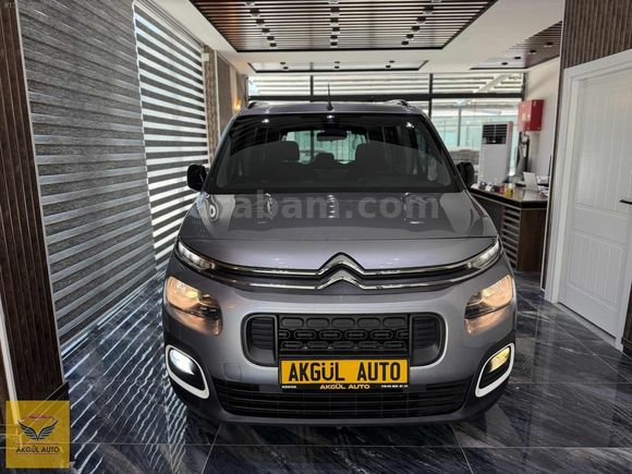AKGÜL AUTO TEMİZ BAKIMLIDIR HATASIZ BOYASIZ