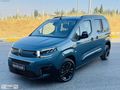 2025 ÇIKIŞLI HATASIZ YENİ BERLİNGO 1.5 BLUEHDİ OTOMATİK 130HP