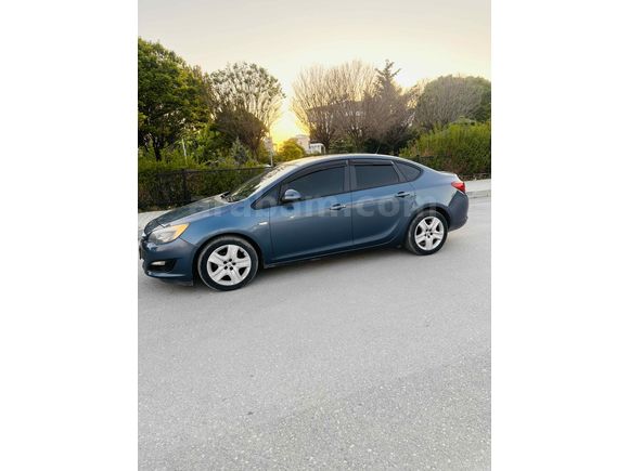 Sahibinden Opel Astra 1.6 Edition 2015 Model Van