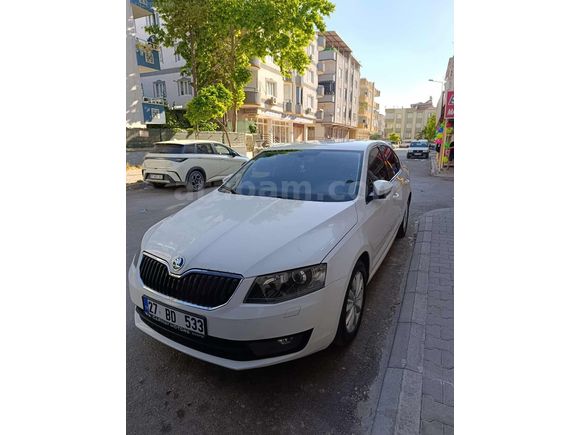 2015 MODEL 1.6 TDİ STYLE PAKET
