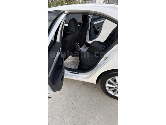 2015 MODEL 1.6 TDİ STYLE PAKET