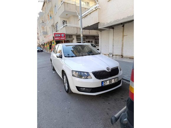 2015 MODEL 1.6 TDİ STYLE PAKET