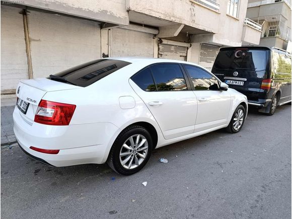 2015 MODEL 1.6 TDİ STYLE PAKET