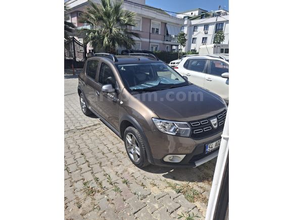 Sahibinden Dacia Sandero 0.9 TCe Stepway Easy-R 2020 Model