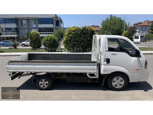 2017 BONGO K2500 DLX
