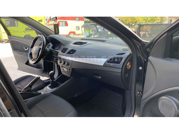 Galeriden Renault Fluence 1.5 dCi Joy 2013 Model Sakarya