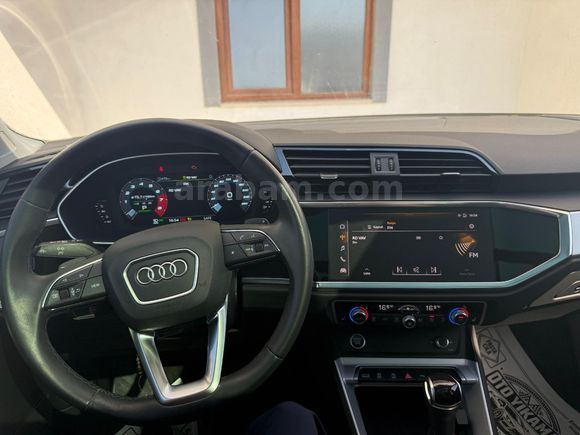 Sahibinden Audi Q3 35 TFSI Advanced 2023 Model