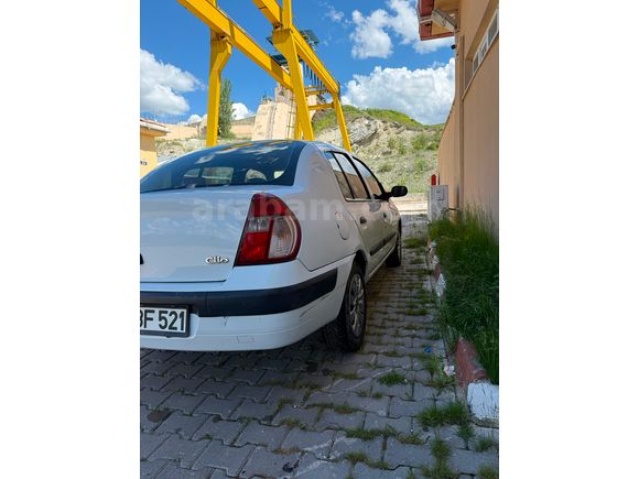 Sahibinden Renault Clio 1.4 Authentique 2005 Model 