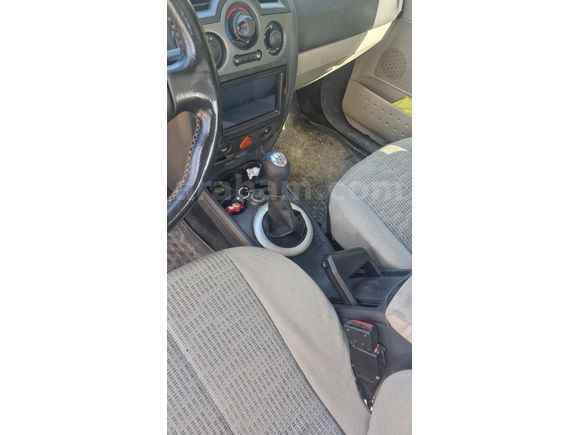 Sahibinden Renault Megane 1.5 dCi Expression 2006 Model  270.000 km Gri (Gümüş)