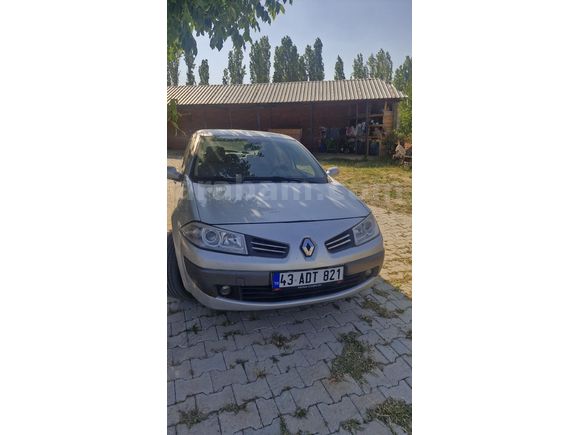 Sahibinden Renault Megane 1.5 dCi Expression 2006 Model  270.000 km Gri (Gümüş)
