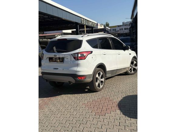 Galeriden Ford Kuga 1.5 TDCi Titanium 2018 Model Adana