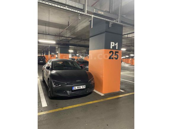 Sahibinden Garaj Arabası Kia EV6 Elegance Standart Range 2025 Model 