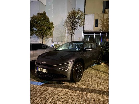 Sahibinden Garaj Arabası Kia EV6 Elegance Standart Range 2025 Model 