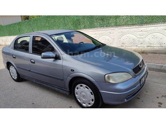 Öğretmenden Boyasız, Opel Astra 1.4 Classic 2008 Model