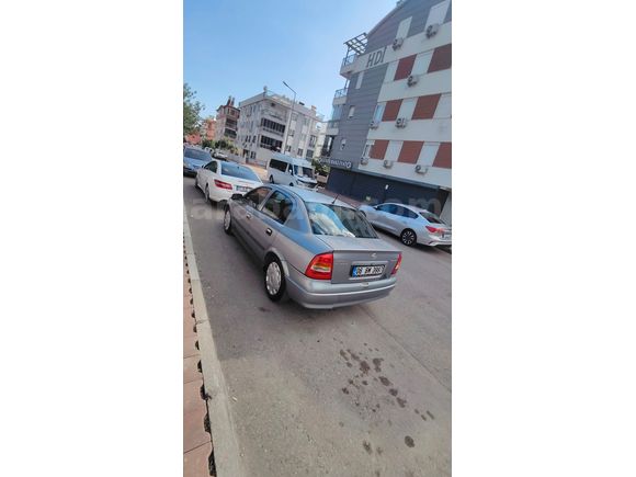 Öğretmenden Boyasız, Opel Astra 1.4 Classic 2008 Model